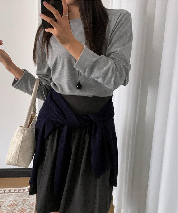 ラウンドネック長袖ベーシックTシャツ GREY