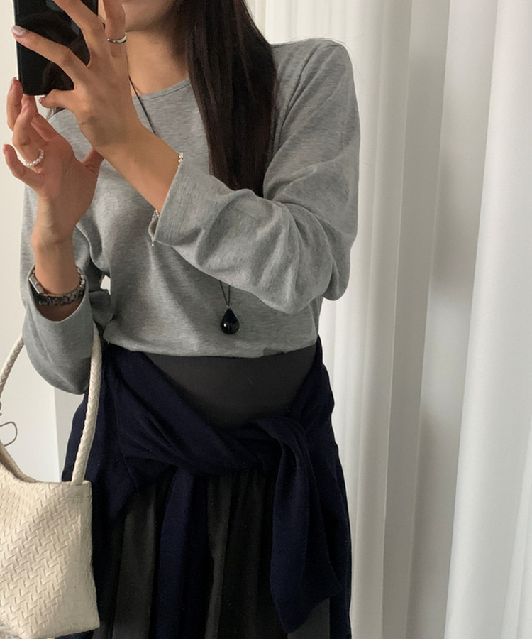 ラウンドネック長袖ベーシックTシャツ GREY