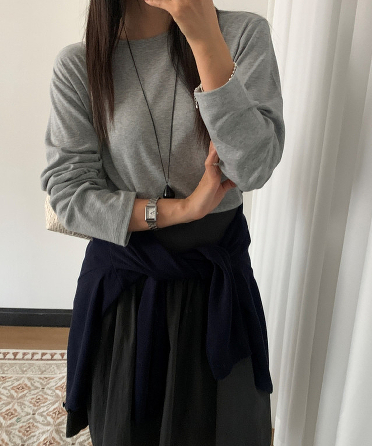 ラウンドネック長袖ベーシックTシャツ GREY