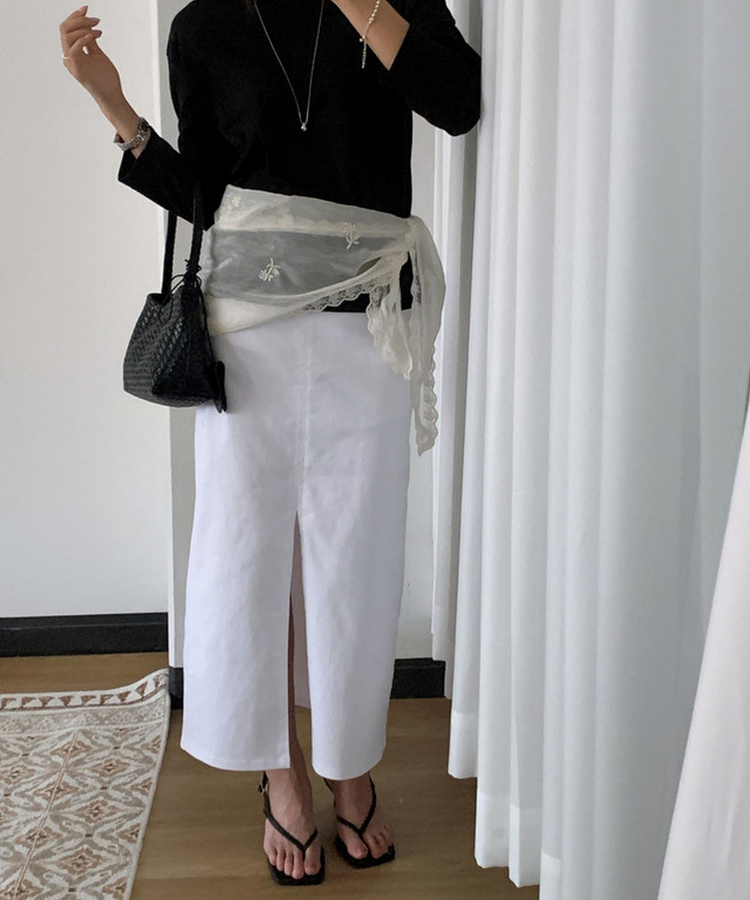 フロントスリットHラインロングスカート WHITE