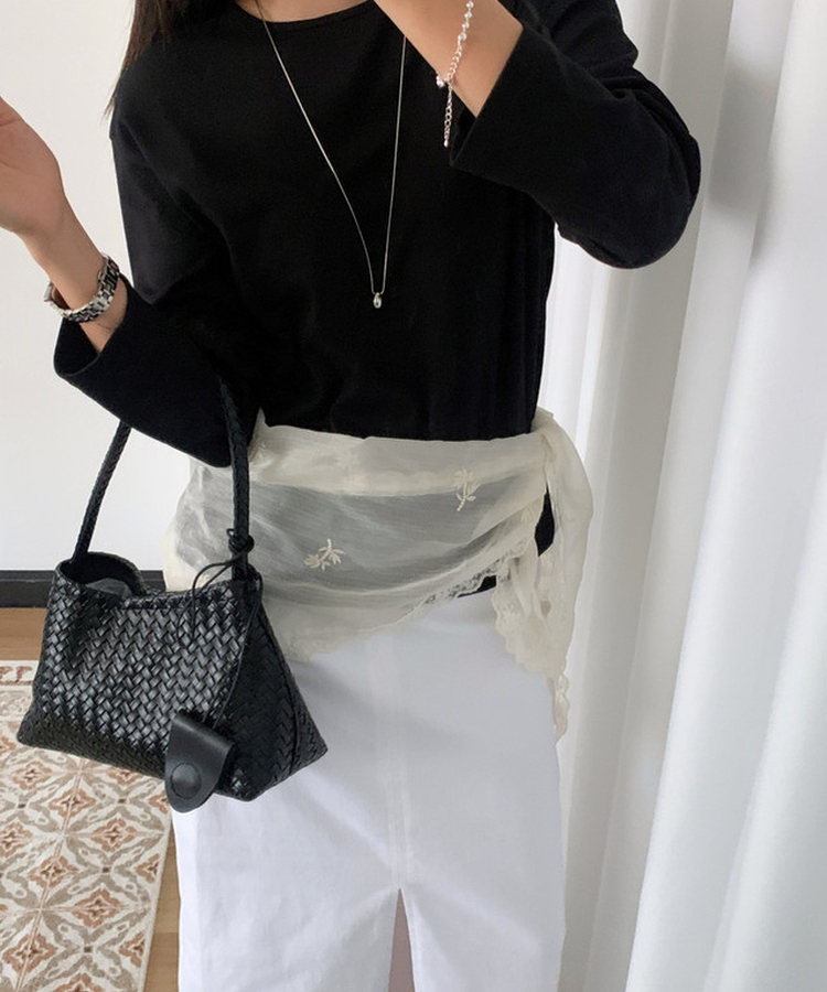 フロントスリットHラインロングスカート WHITE
