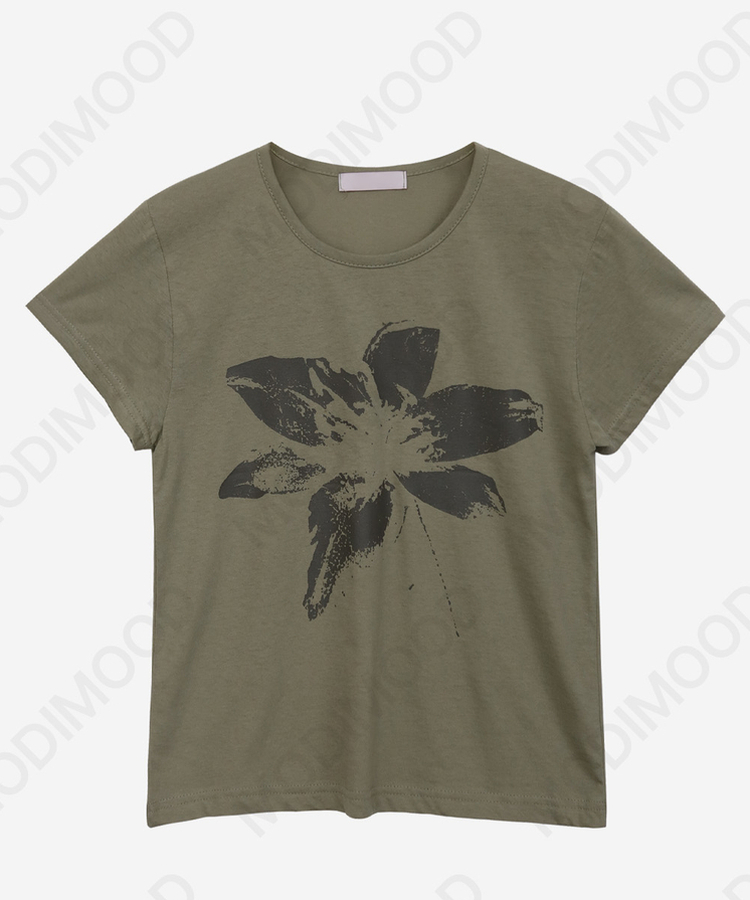 シンプルセミクロップド半袖Tシャツ
