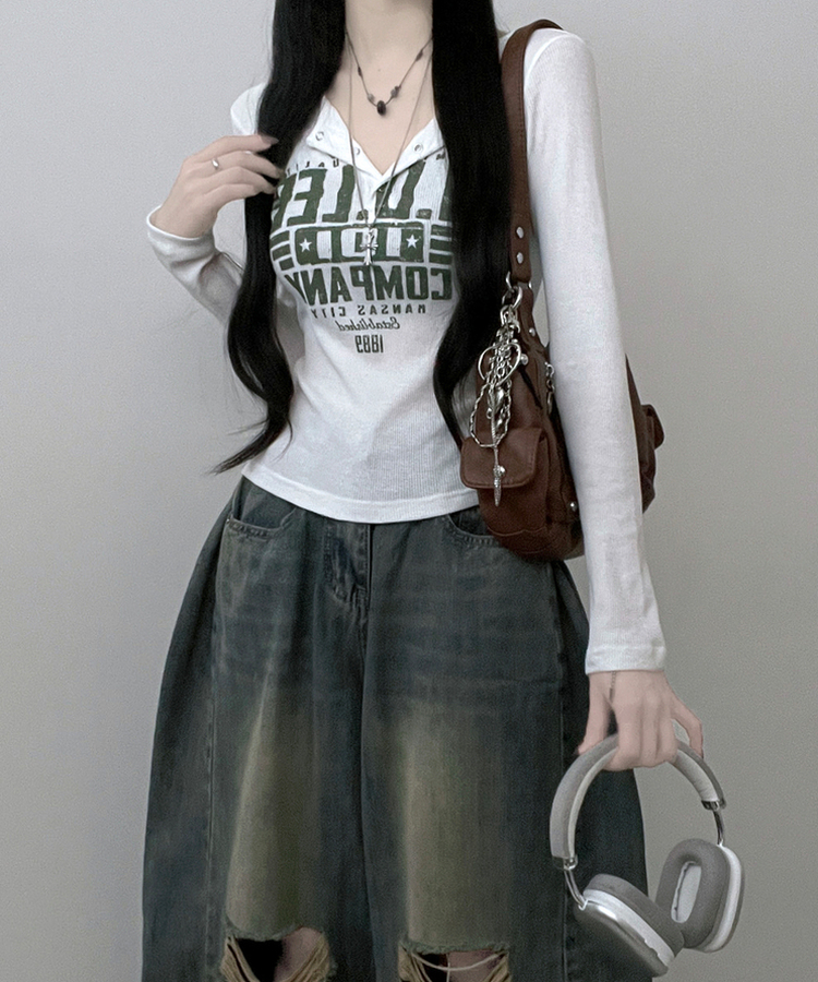 レタリングスナップクロップド長袖Tシャツ IVORY