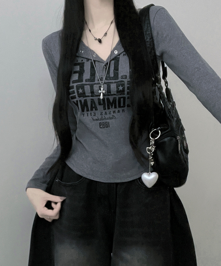 レタリングスナップクロップド長袖Tシャツ CHARCOAL
