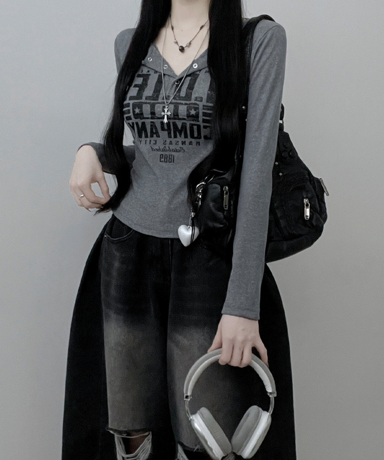 レタリングスナップクロップド長袖Tシャツ CHARCOAL