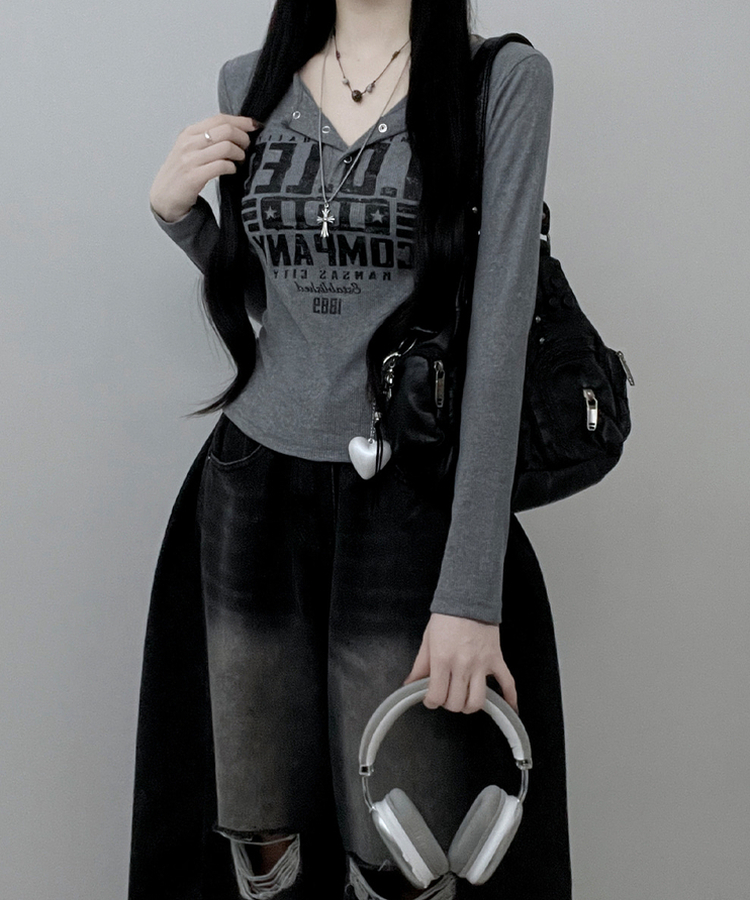レタリングスナップクロップド長袖Tシャツ CHARCOAL