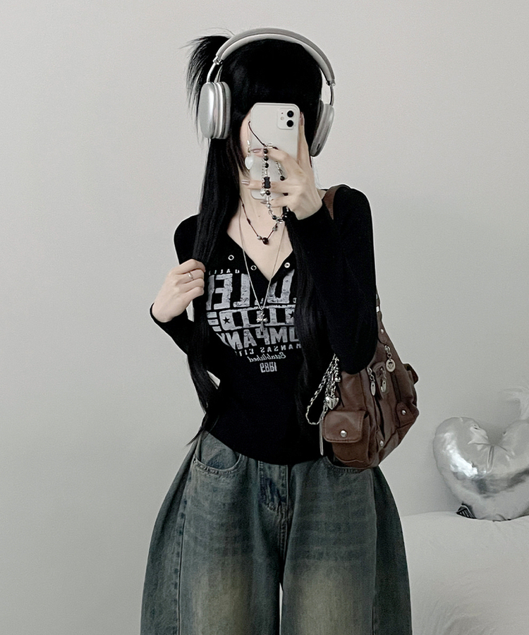 レタリングスナップクロップド長袖Tシャツ BLACK