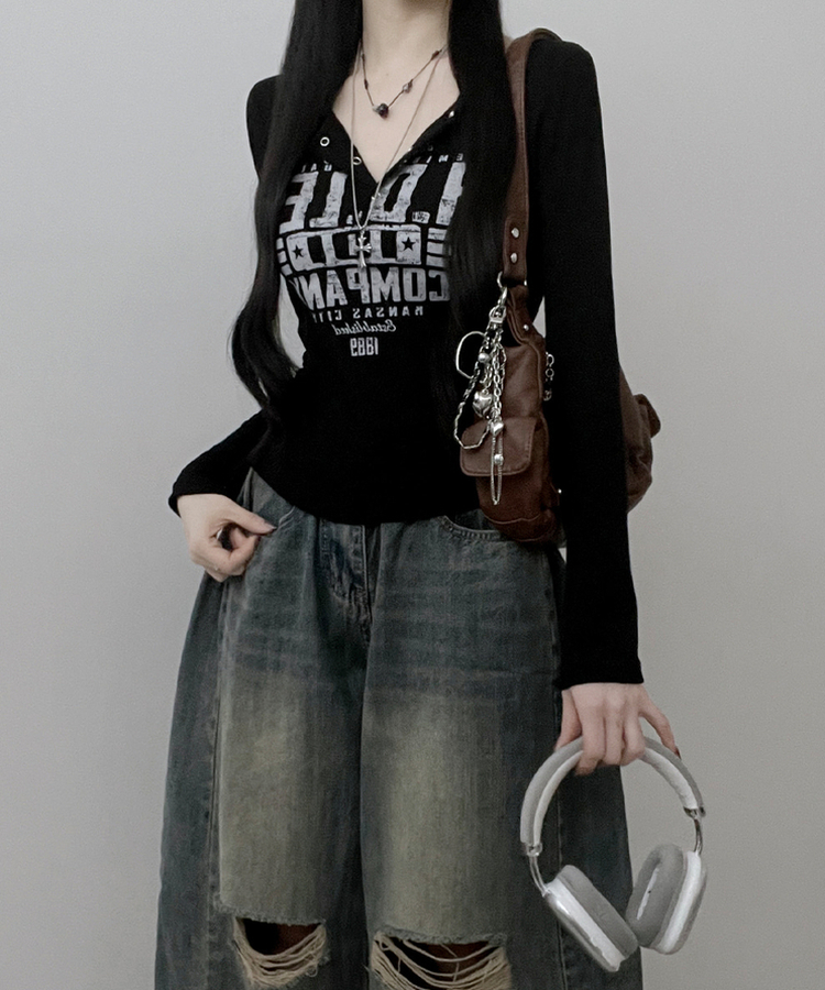 レタリングスナップクロップド長袖Tシャツ BLACK