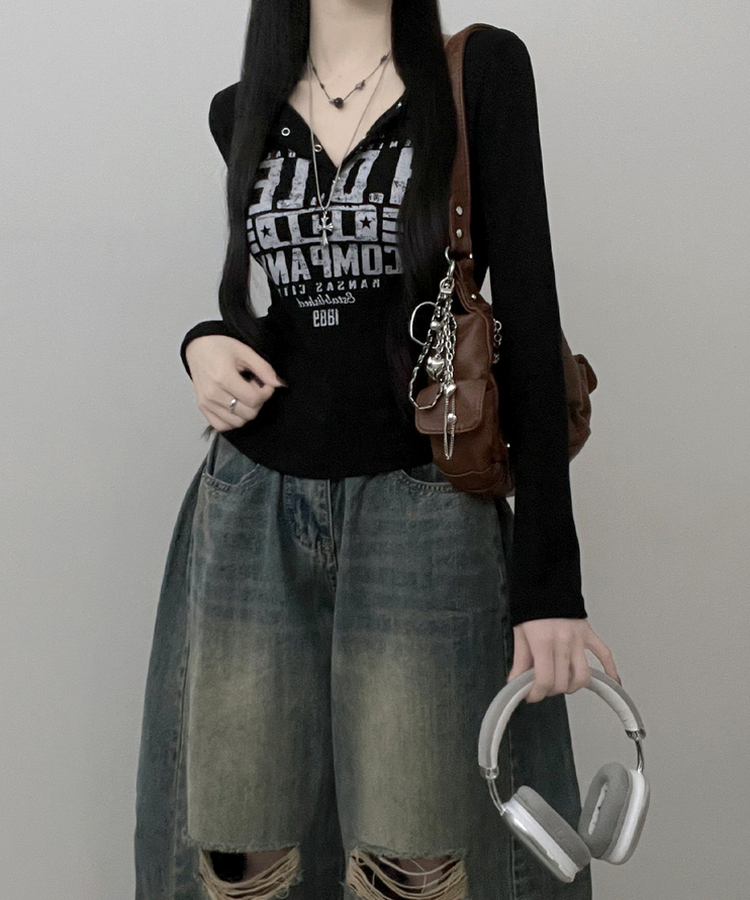 レタリングスナップクロップド長袖Tシャツ BLACK