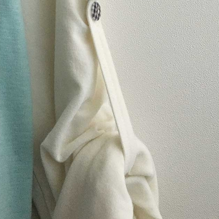 ロールアップチェックボタンラグランTシャツ