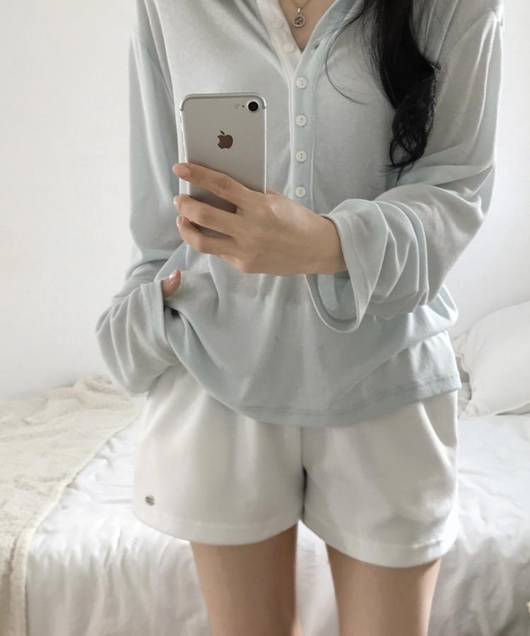 ディープVネックヘンリーネックTシャツ MINT