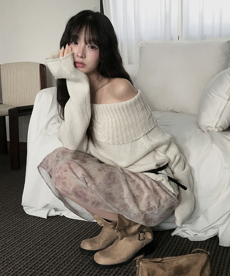 カットオフオフショルダーニット IVORY