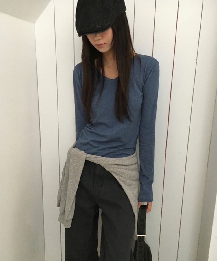 ピグメントVネック長袖Tシャツ BLUE