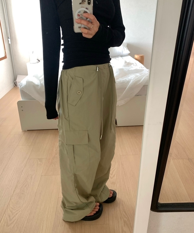 ストッパーナイロンカーゴワイドパンツ LIGHT KHAKI