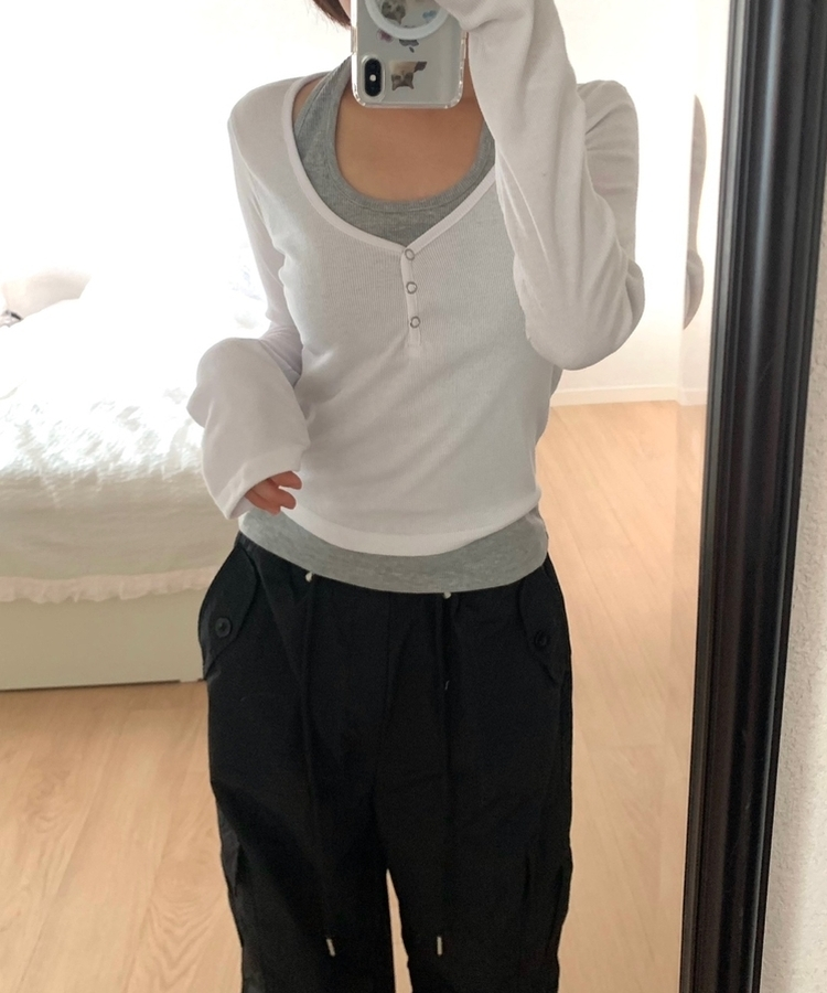 レイヤードスナップホルターネックTシャツ IVORY