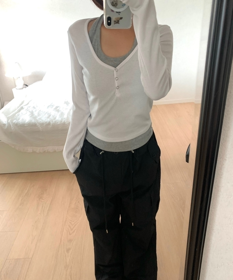 レイヤードスナップホルターネックTシャツ IVORY