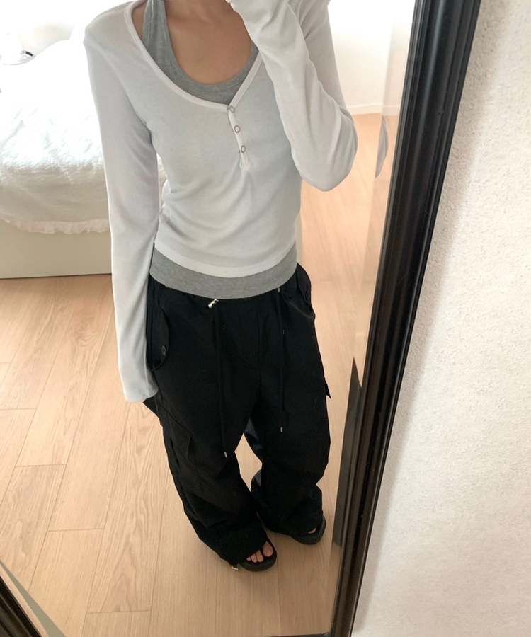 レイヤードスナップホルターネックTシャツ IVORY