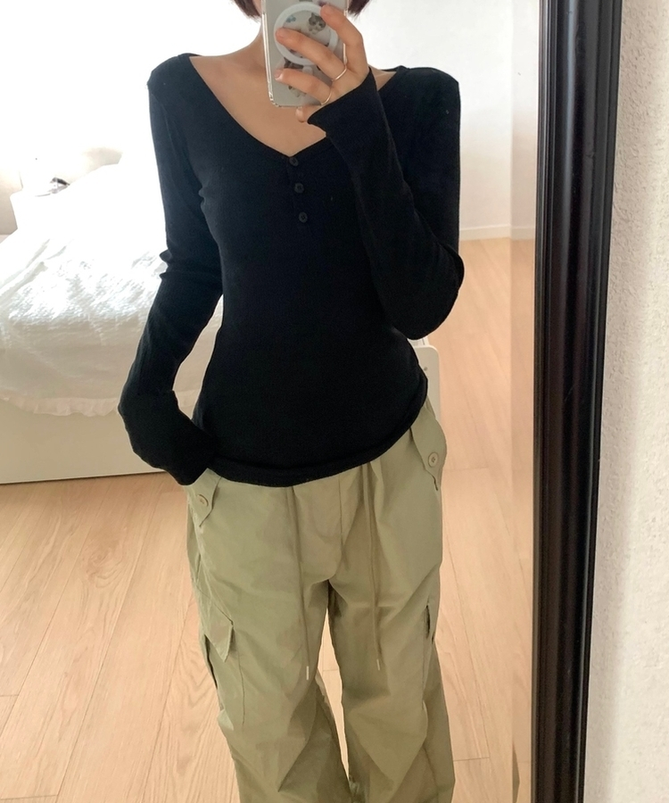 スリムボタンVネックリブTシャツ(5color) BLACK