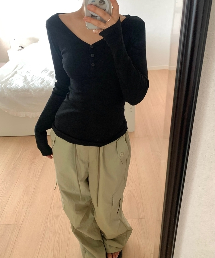 スリムボタンVネックリブTシャツ(5color) BLACK