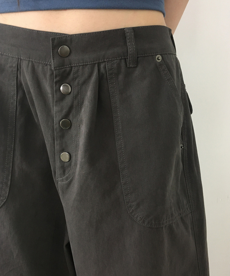 ボタンダブルピンタックワイドパンツ CHARCOAL
