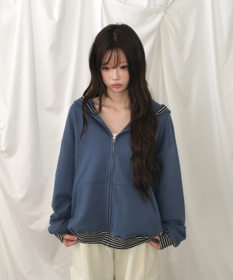 ボーダージップアップフードトレーナー BLUE