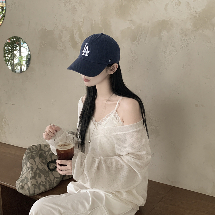ディープVネックメッシュレイヤードニット IVORY