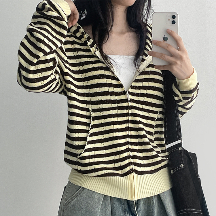 パンチングストライプフードトレーナー YELLOW