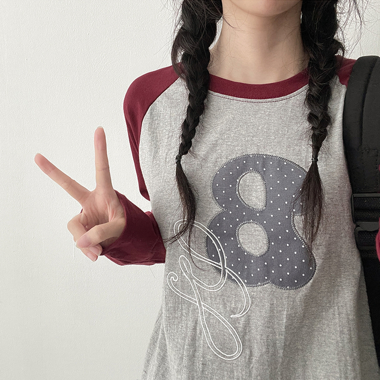ラグラン刺繍長袖Tシャツ WINE