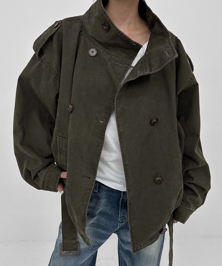 ハイネックダブルボタンジャンパー KHAKI
