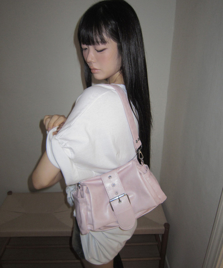 レザーバックルショルダーバッグ BABY PINK