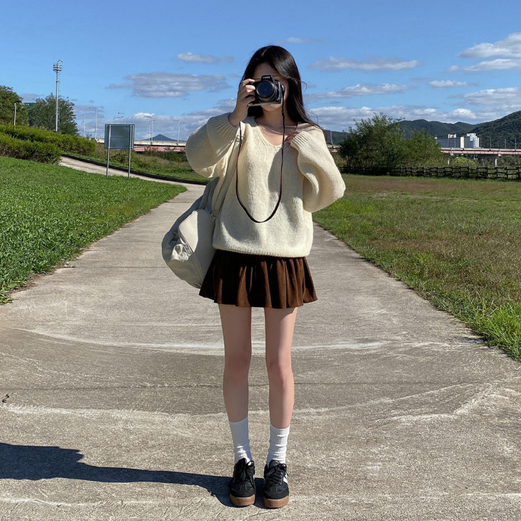 オーバーサイズ厚手Vネック長袖ニット IVORY