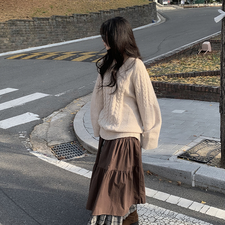 オーバーサイズケーブルVネックニット BEIGE