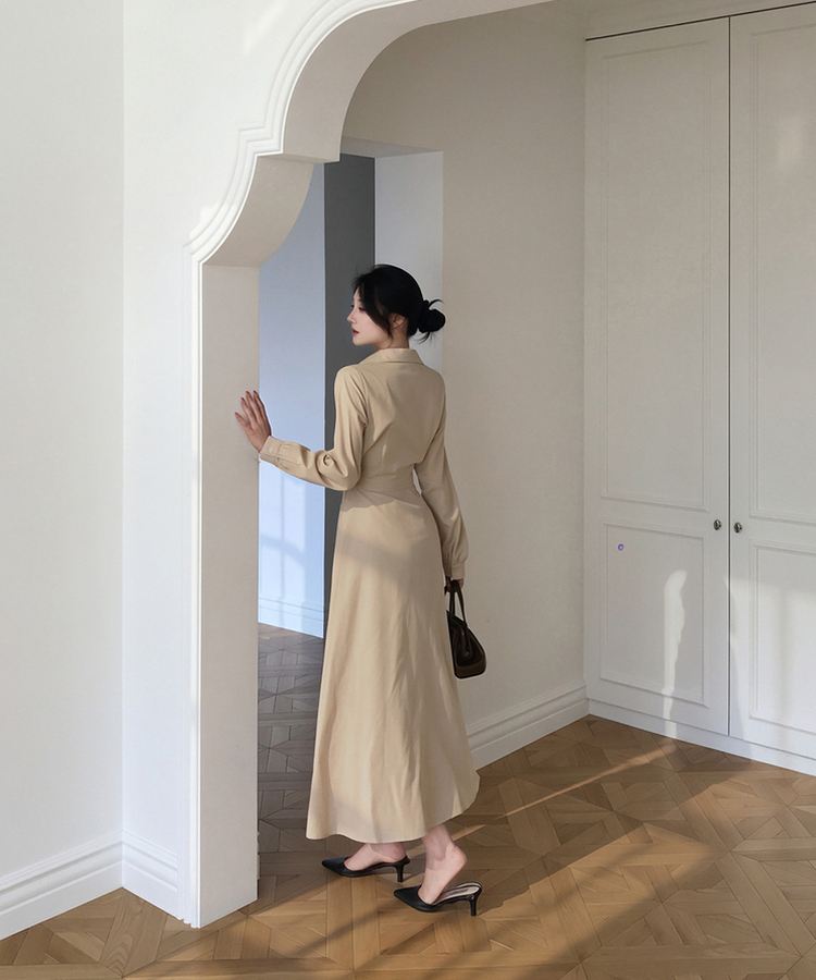 フレアAライン長袖ワンピース BEIGE