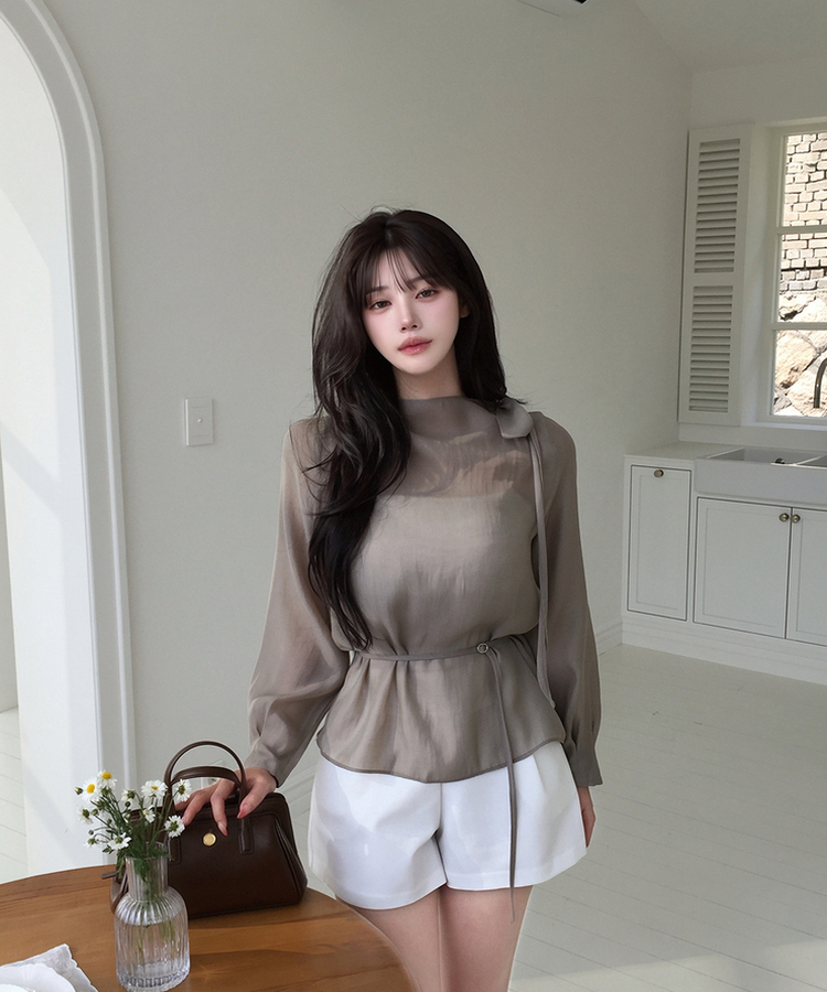 ハーフネックシアー長袖ブラウス BEIGE