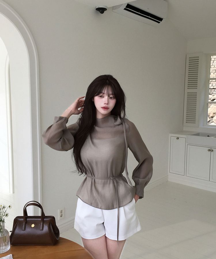 ハーフネックシアー長袖ブラウス BEIGE