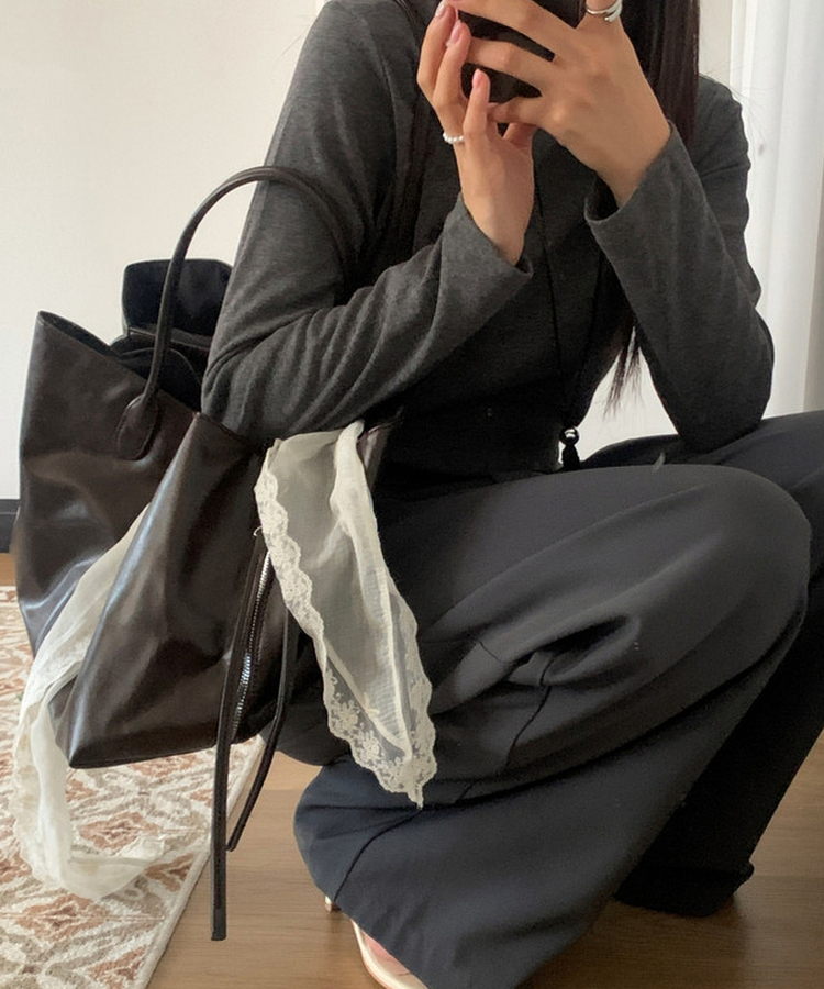 ポケットレザーショルダーバッグ BROWN