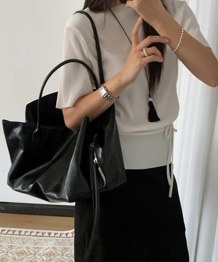 ポケットレザーショルダーバッグ BLACK