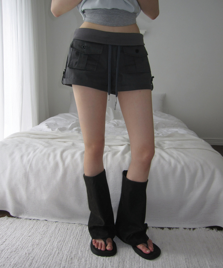 ポケットロールアップショートパンツ CHARCOAL