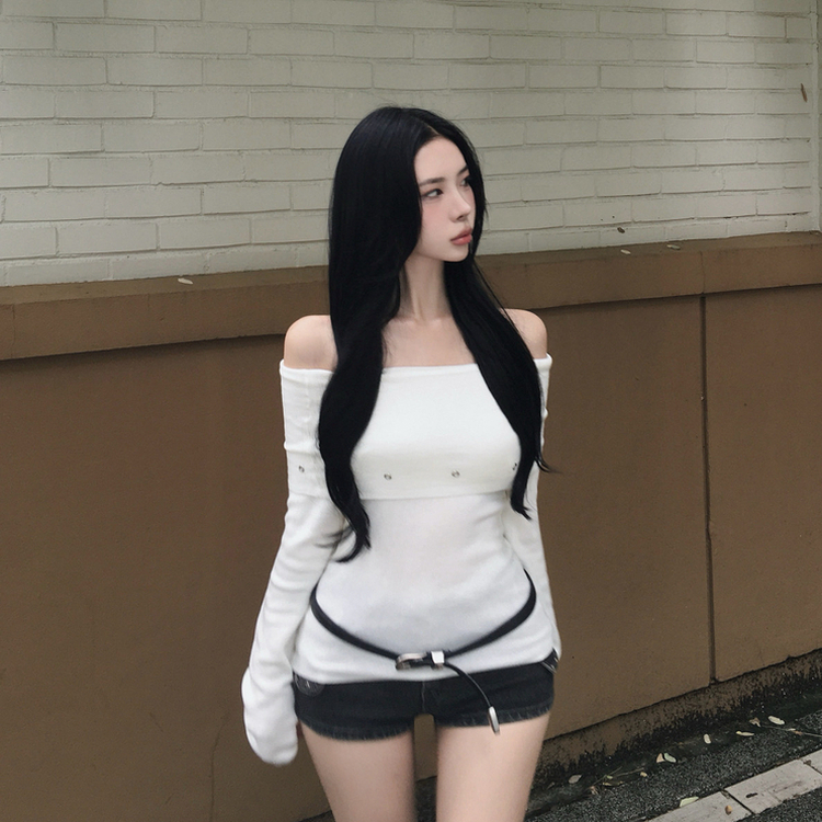 パンチングオフショル長袖ニット IVORY