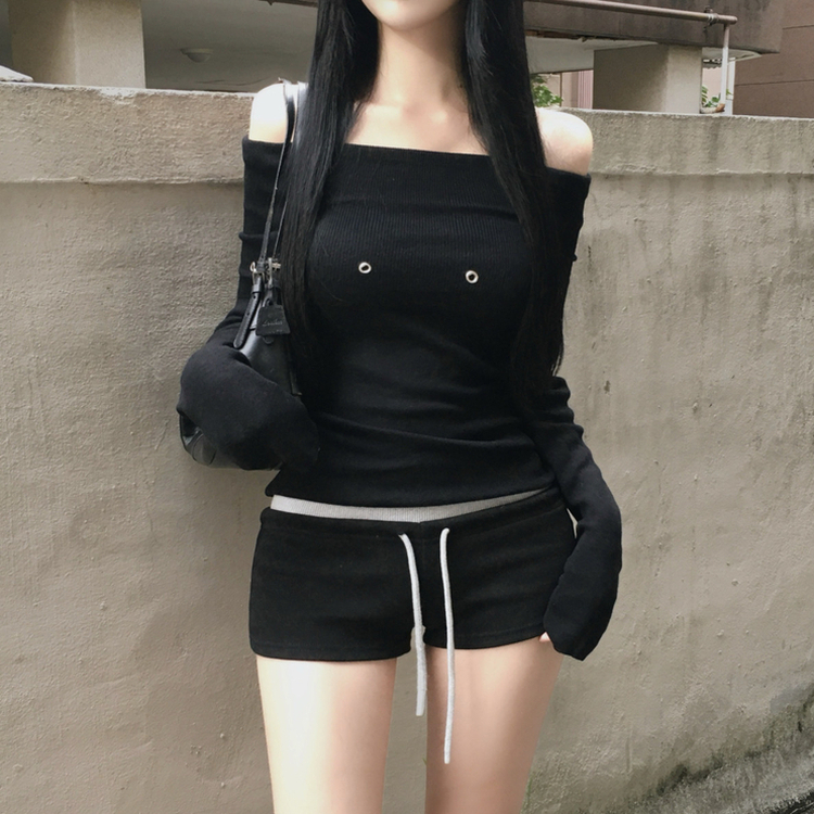 パンチングオフショル長袖ニット BLACK