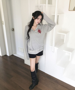 위젯 홀스 로고 자수 오버핏 카라 PK 긴팔 티셔츠 그레이