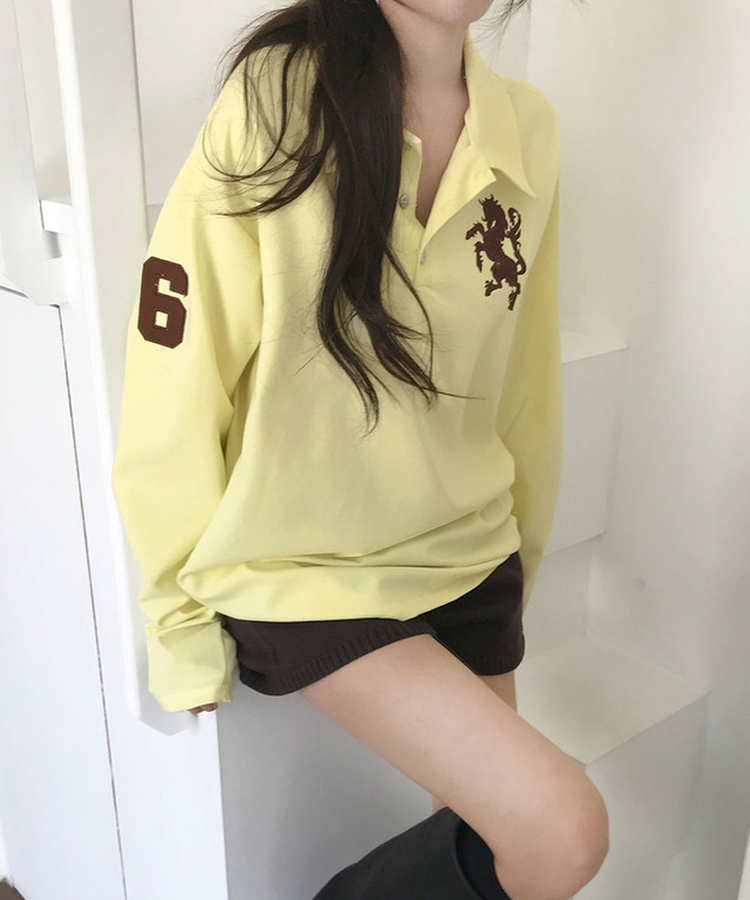 위젯 홀스 로고 자수 오버핏 카라 PK 긴팔 티셔츠 크림