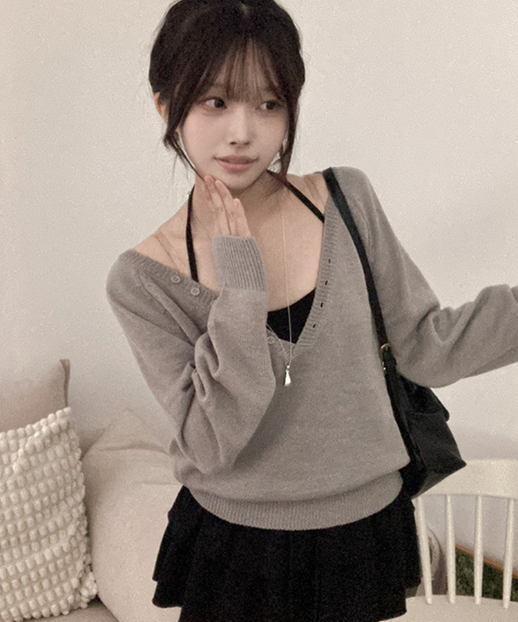 소르 버튼 딥 브이넥 루즈핏 니트 그레이