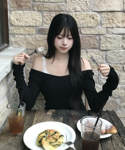 【1+1⭐기획】레이어드 슬림 컬러 긴팔 티셔츠 9color 검정