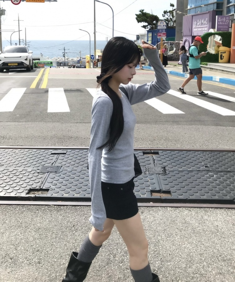 【1+1⭐기획】레이어드 슬림 컬러 긴팔 티셔츠 9color 회색