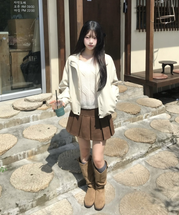 스웨이드 플리츠 미니스커트 밤색