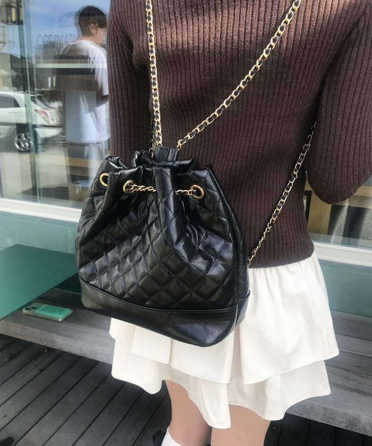 퀼팅 체인 백 검정