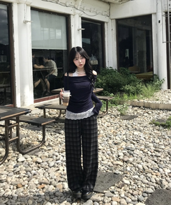 【단독상품】레이스 레이어드 오프숄더 T셔츠 네이비