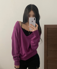 플레인 딥브이 오프숄더 여리 루즈핏 긴팔니트 8color 퍼플