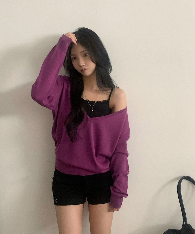 플레인 딥브이 오프숄더 여리 루즈핏 긴팔니트 8color 퍼플